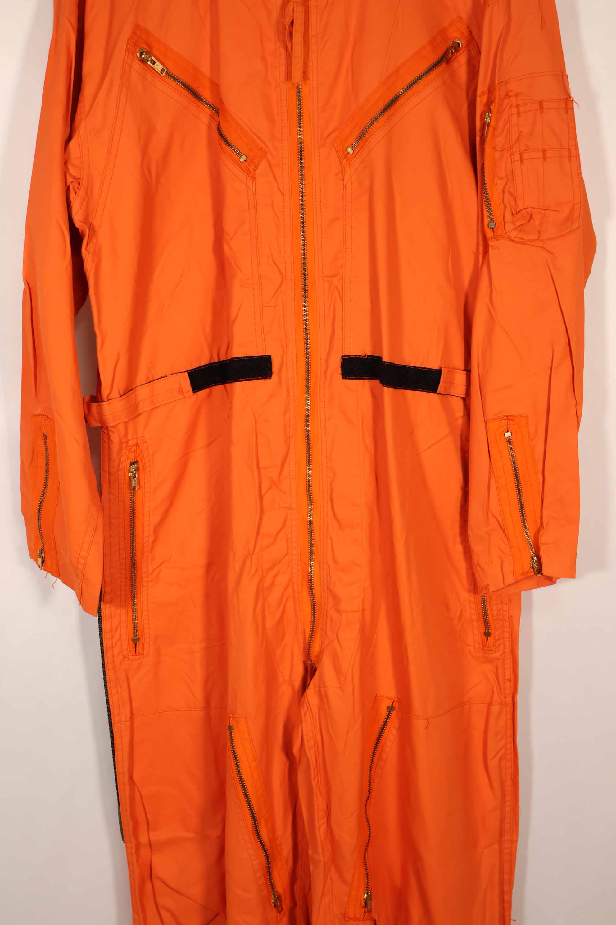 実物 1962年製 アメリカ空軍 USAF K2-B 未使用品 レスキューオレンジ色