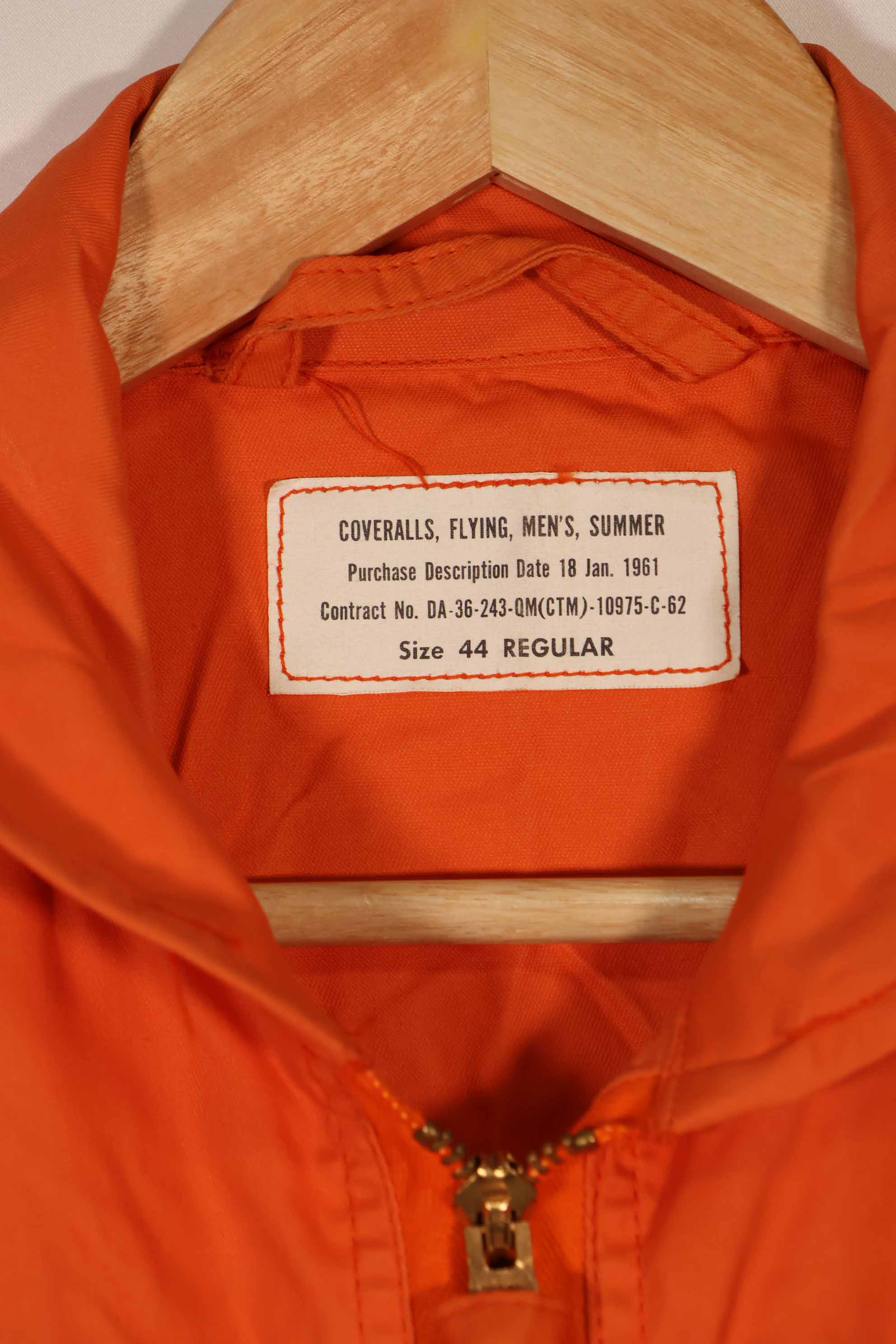 実物 1962年製 アメリカ空軍 USAF K2-B 未使用品 レスキューオレンジ色