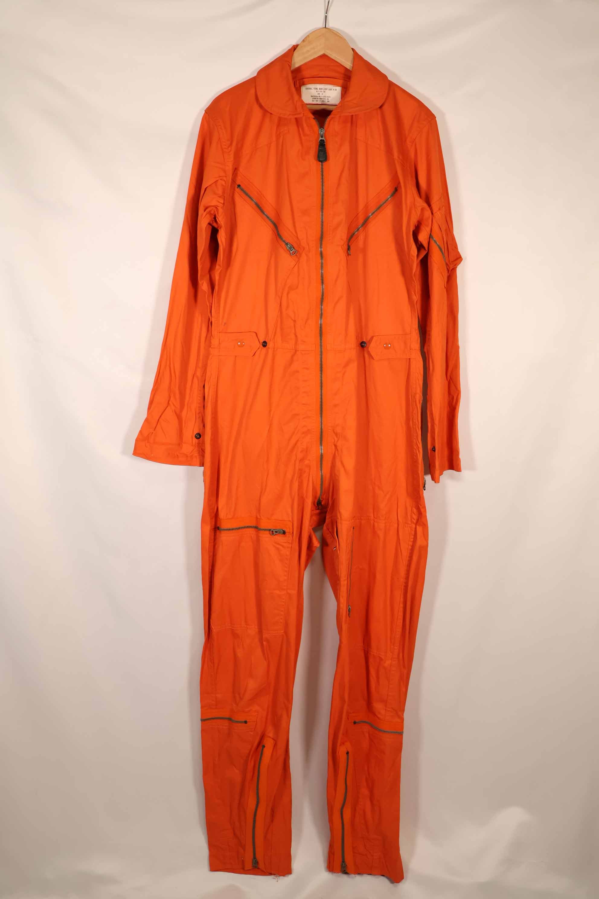 実物 1964年製 アメリカ空軍 USAF K2-B 未使用品 レスキューオレンジ色