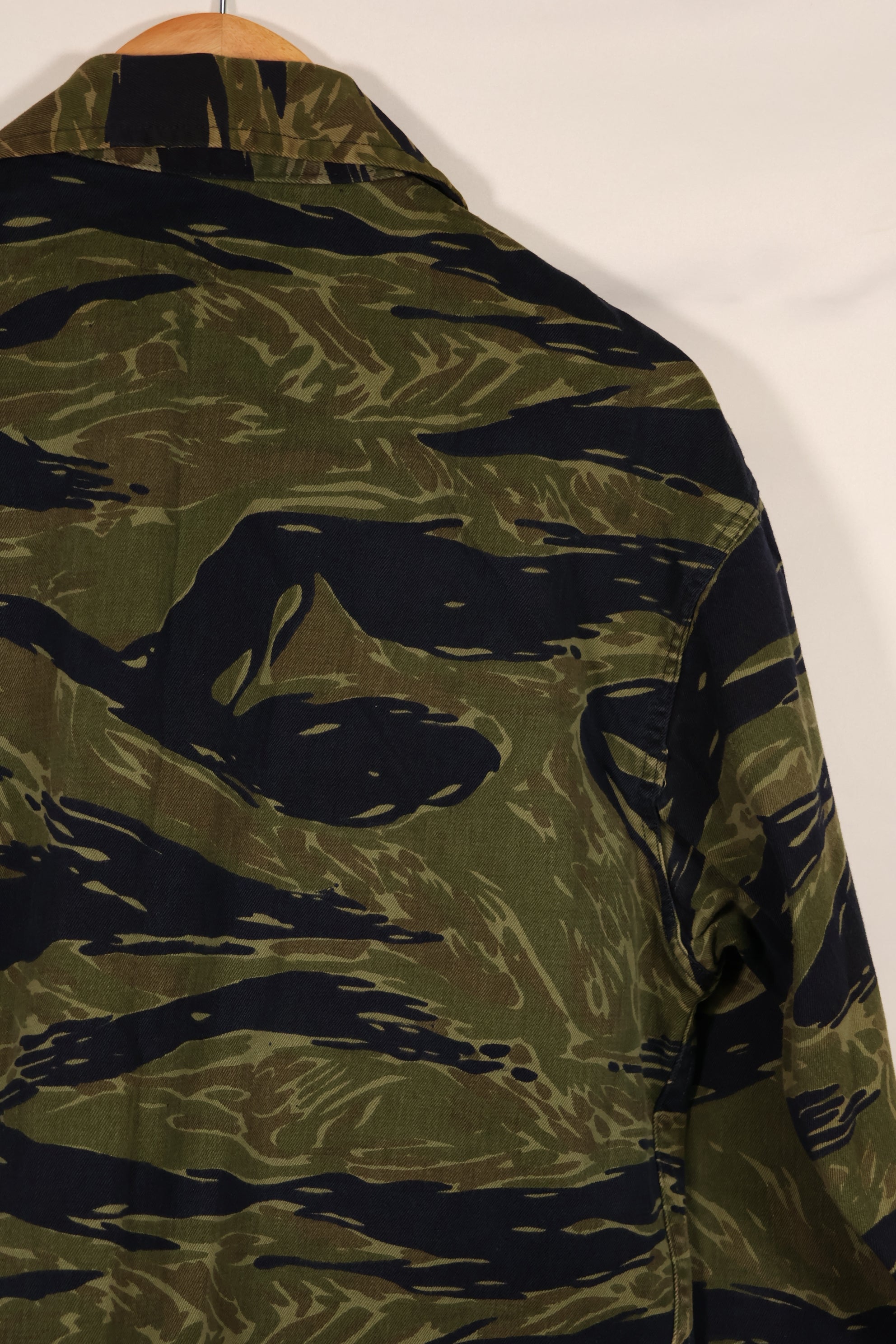 実物 タイガーストライプ TO78タイガー ジャケット 状態良い A-Lサイズ パッチ後付け