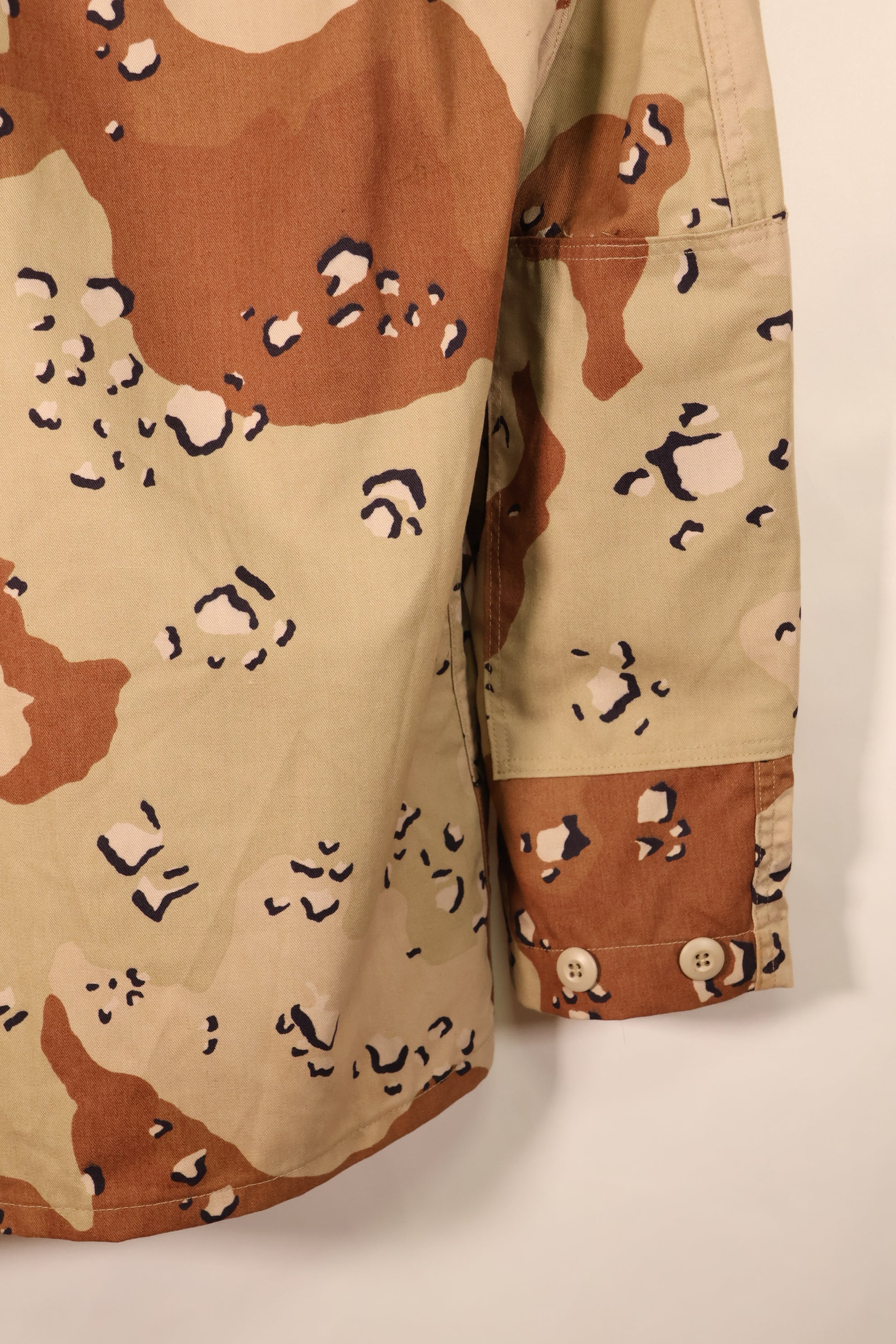 1983 Contract, M-R, U.S. Military, 6C Desert Pattern, Chocolate Chip Camo Jacket, Good Condition