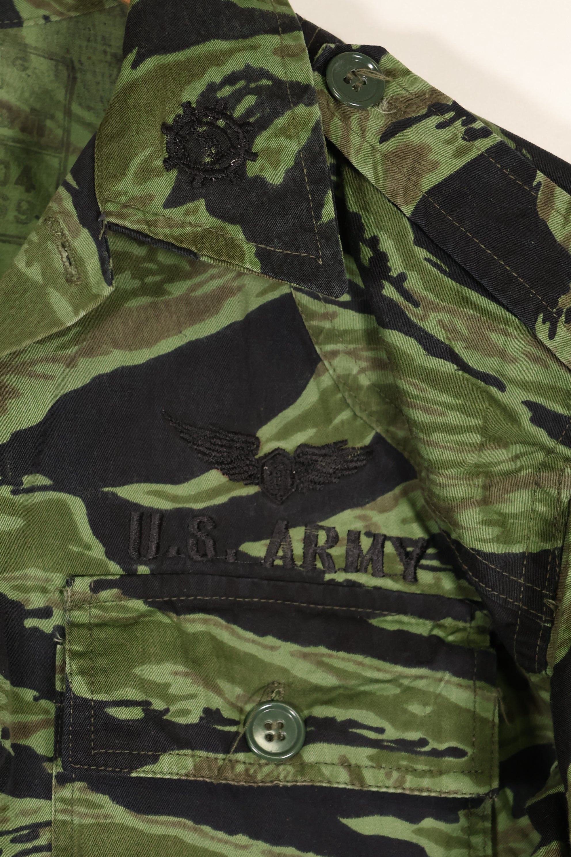 1968 and 1969 73rd surveillance airplane company direct embroidery VNMC 4th pattern tiger stripe set, never used