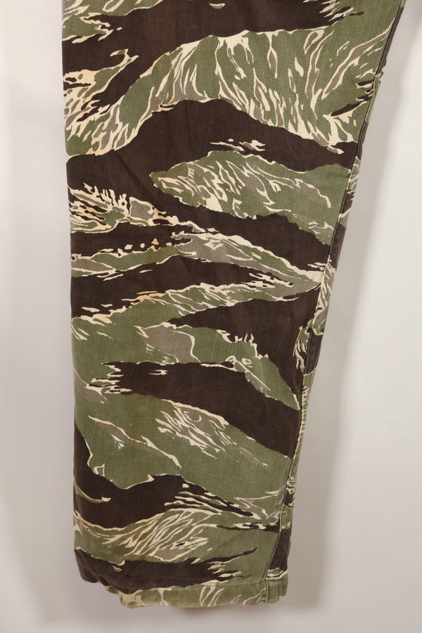 Mid-1960s, estimated US-L to XL Okinawa Tiger Tiger stripe pants, HAMA zipper, used.