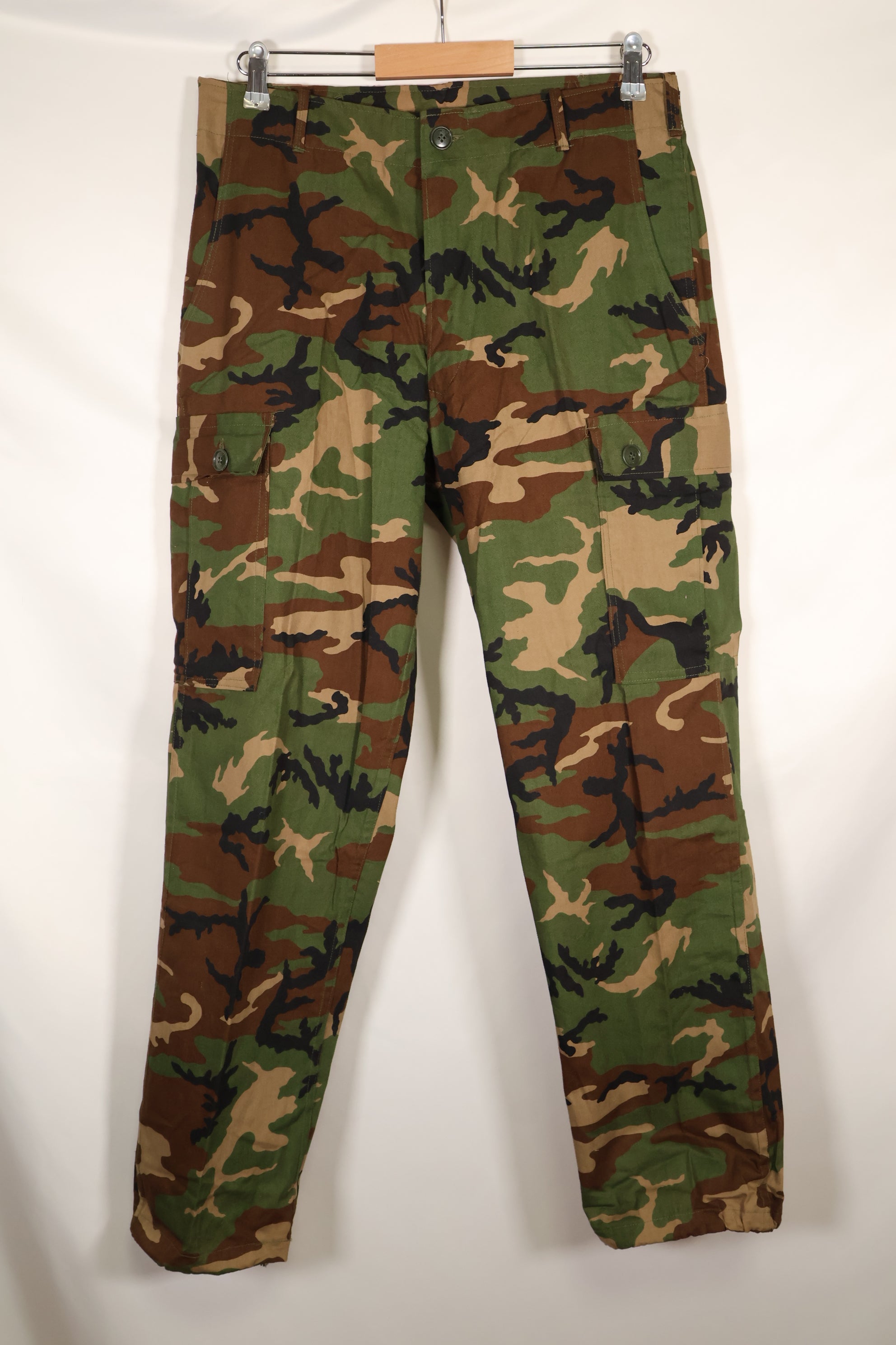 1980's Okinawa souvenir ERDL camouflage Woodland camouflage locally made pants, unused.
