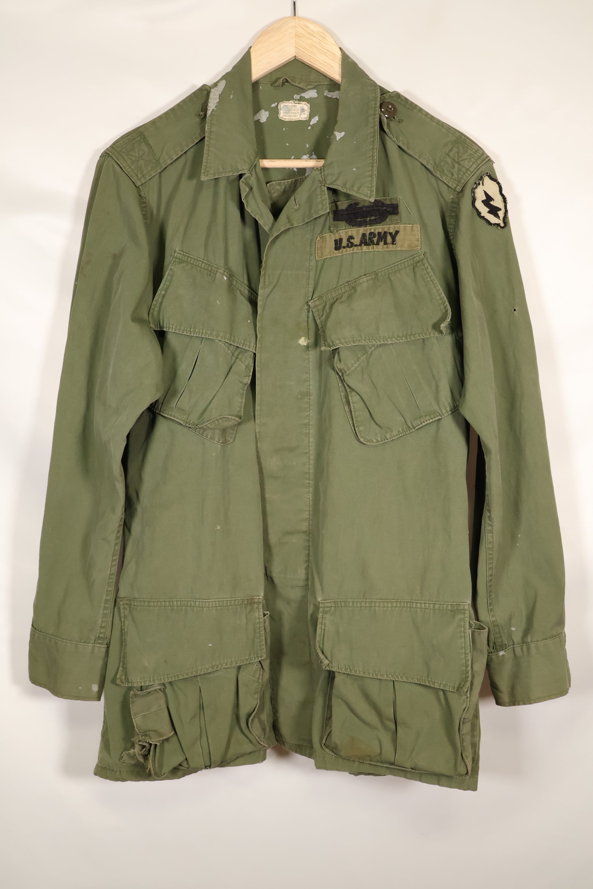 Estimated circa 1965 S-L 2nd Model Jungle Fatigue Jacket 25th Infantry Division, used with patch.
