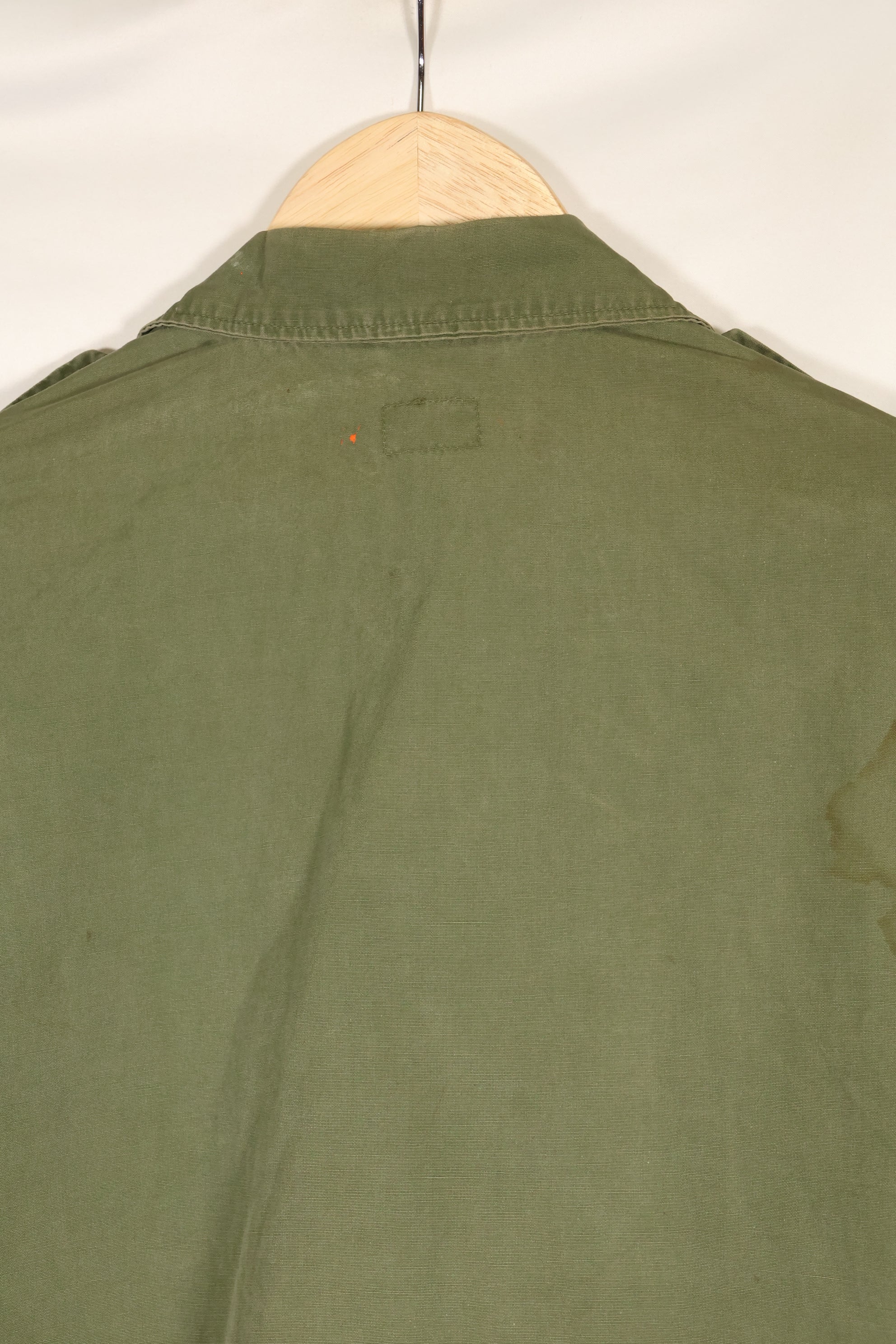Estimated circa 1965 S-L 2nd Model Jungle Fatigue Jacket 25th Infantry Division, used with patch.