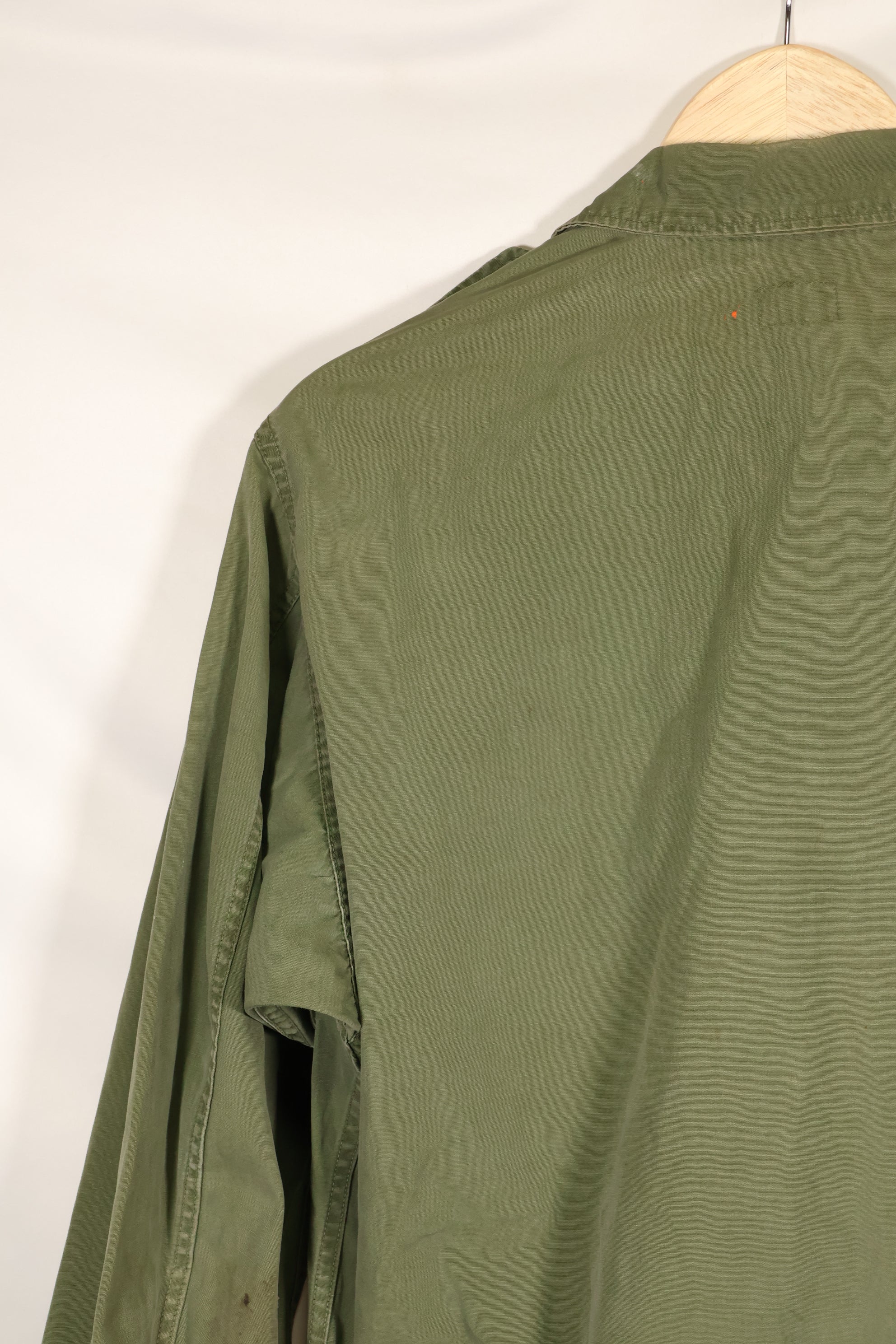 Estimated circa 1965 S-L 2nd Model Jungle Fatigue Jacket 25th Infantry Division, used with patch.