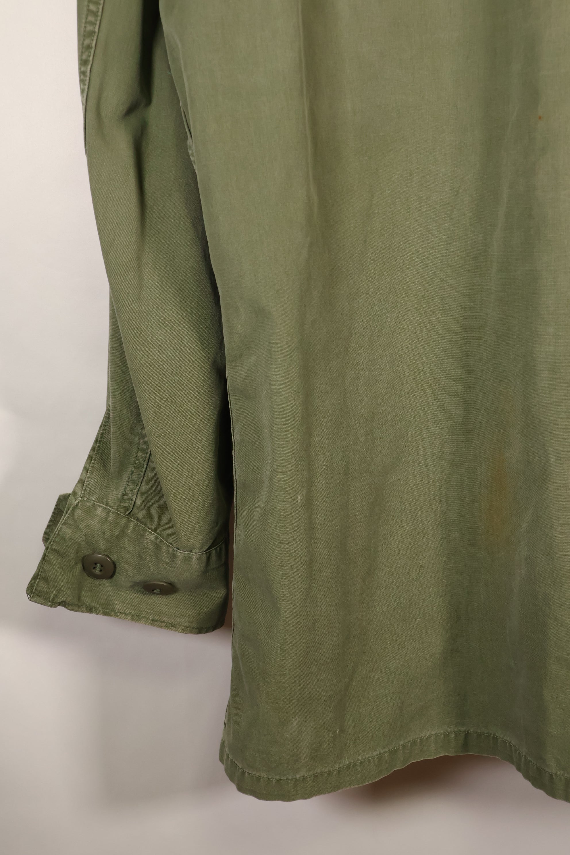 1967 Contract, M-R, U.S. Army, 3rd Model Jungle Fatigue Jacket, with Patches, Used