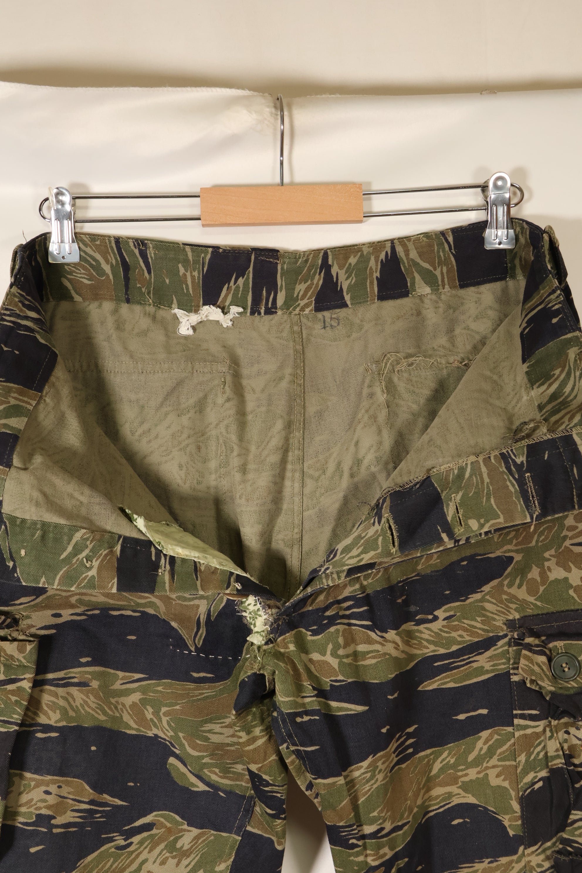 1960年代中頃　A-L　シルバータイガーパターン　Asian カット　パンツ　補修あり　中古品