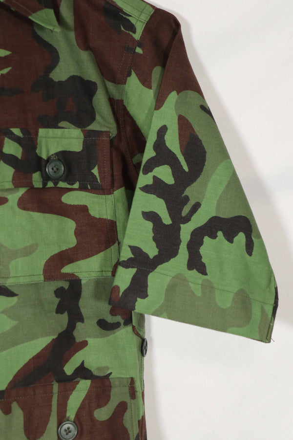 Real Unused South Vietnamese Ranger leaf camouflage jacket with short sleeves.