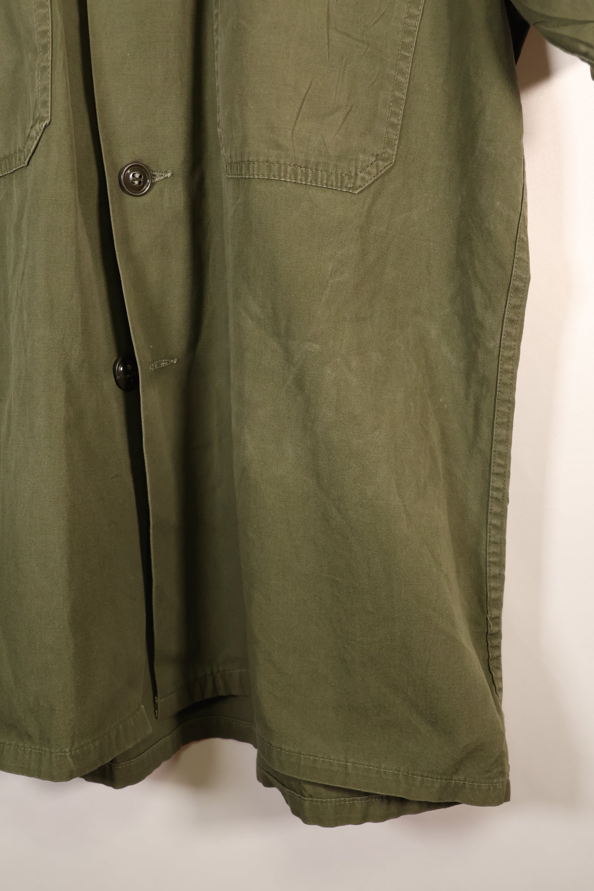 Late 1960s | LARGE | PX Item | Privately Sourced | OG-107 | Utility Shirt | Navy Advisor Replica | Used