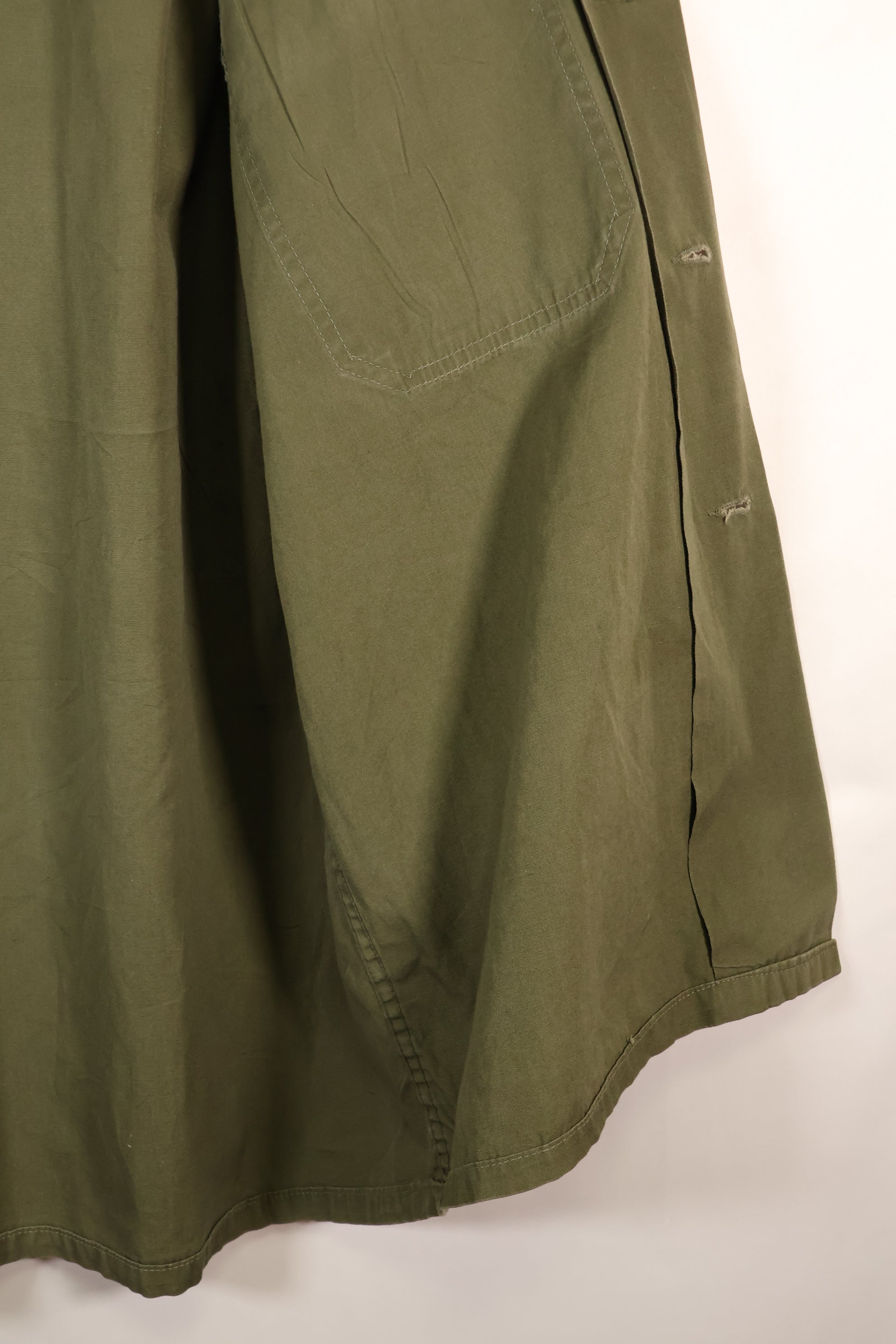 Late 1960s | LARGE | PX Item | Privately Sourced | OG-107 | Utility Shirt | Navy Advisor Replica | Used