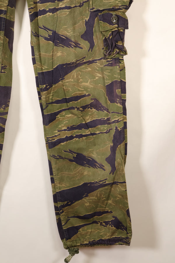 Late 1960s: Tiger Stripe, Gold Tiger Variation Pattern, Sizes A–M, Pants, Secondhand