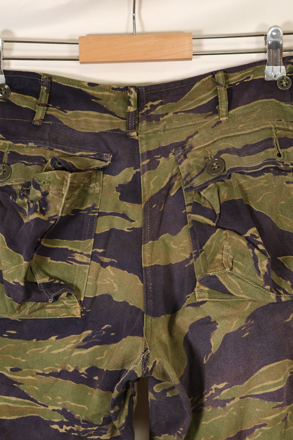 Late 1960s: Tiger Stripe, Gold Tiger Variation Pattern, Sizes A–M, Pants, Secondhand
