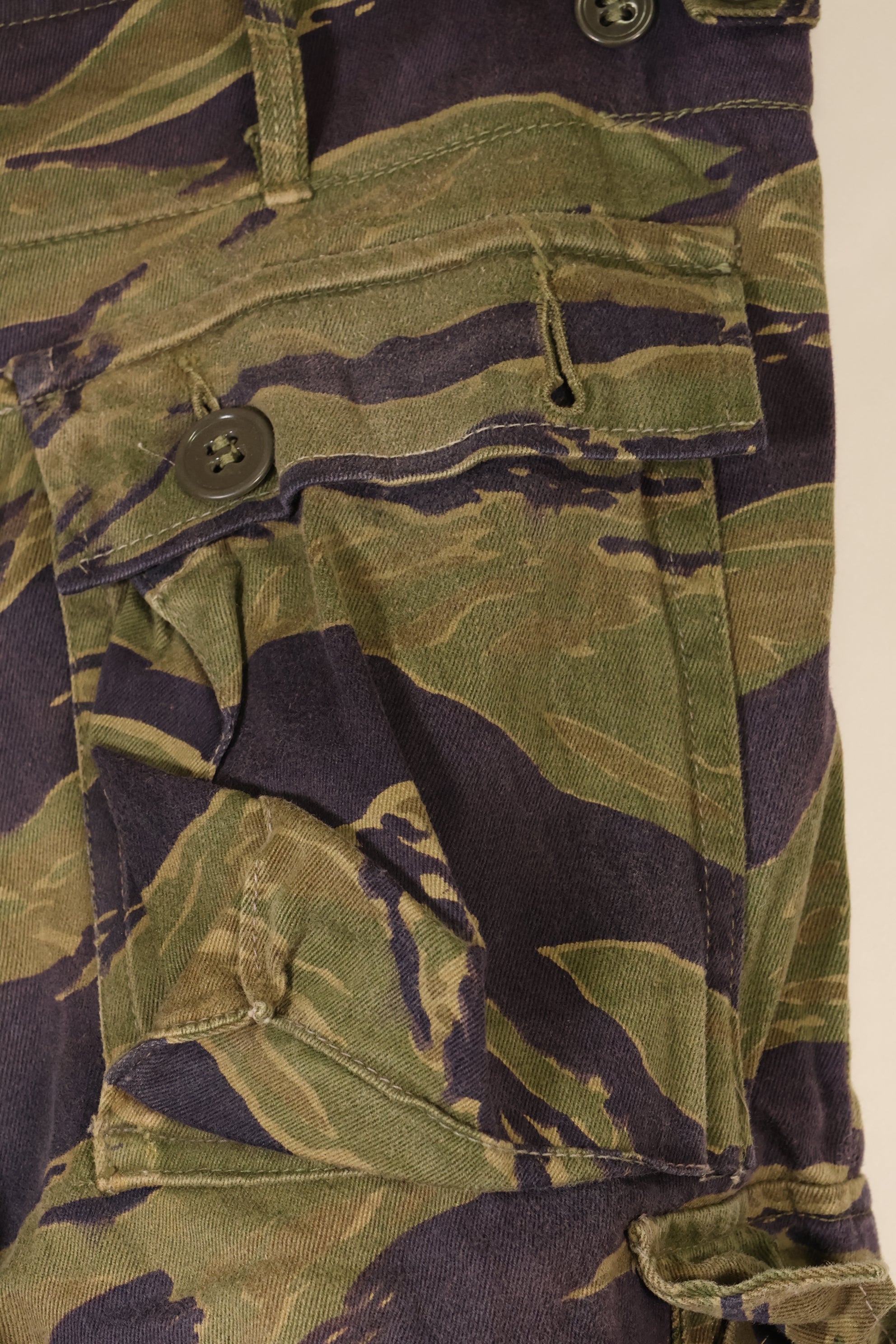 Late 1960s: Tiger Stripe, Gold Tiger Variation Pattern, Sizes A–M, Pants, Secondhand