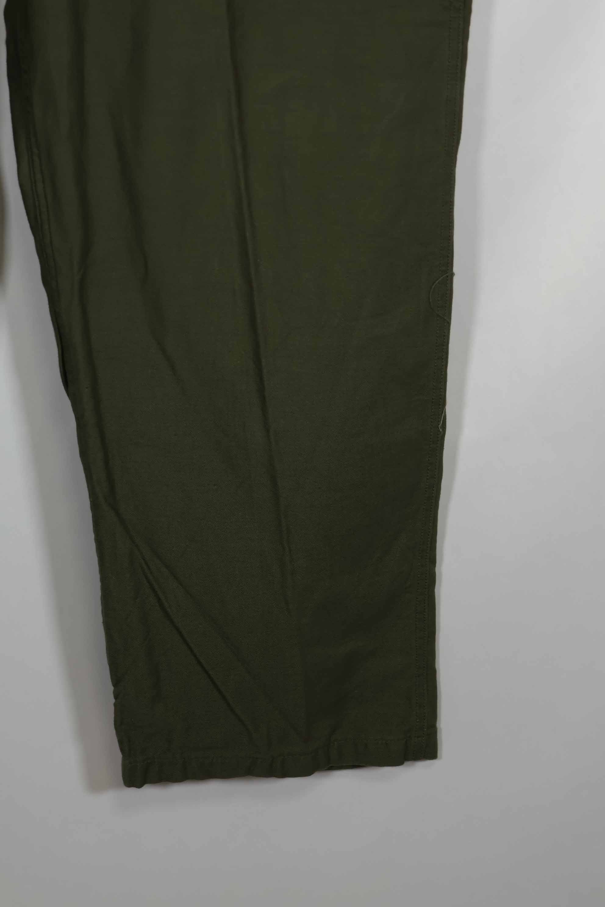 1960s lot, deadstock OG-107 utility pants, baker pants, 38X31, never used.