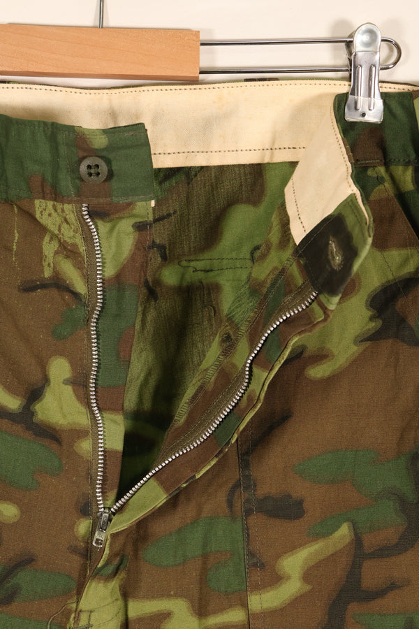 Late 1960s, Size 34–36, ERDL Leaf Camo, Non-Ripstop Fabric, Utility Cut Pants, Used