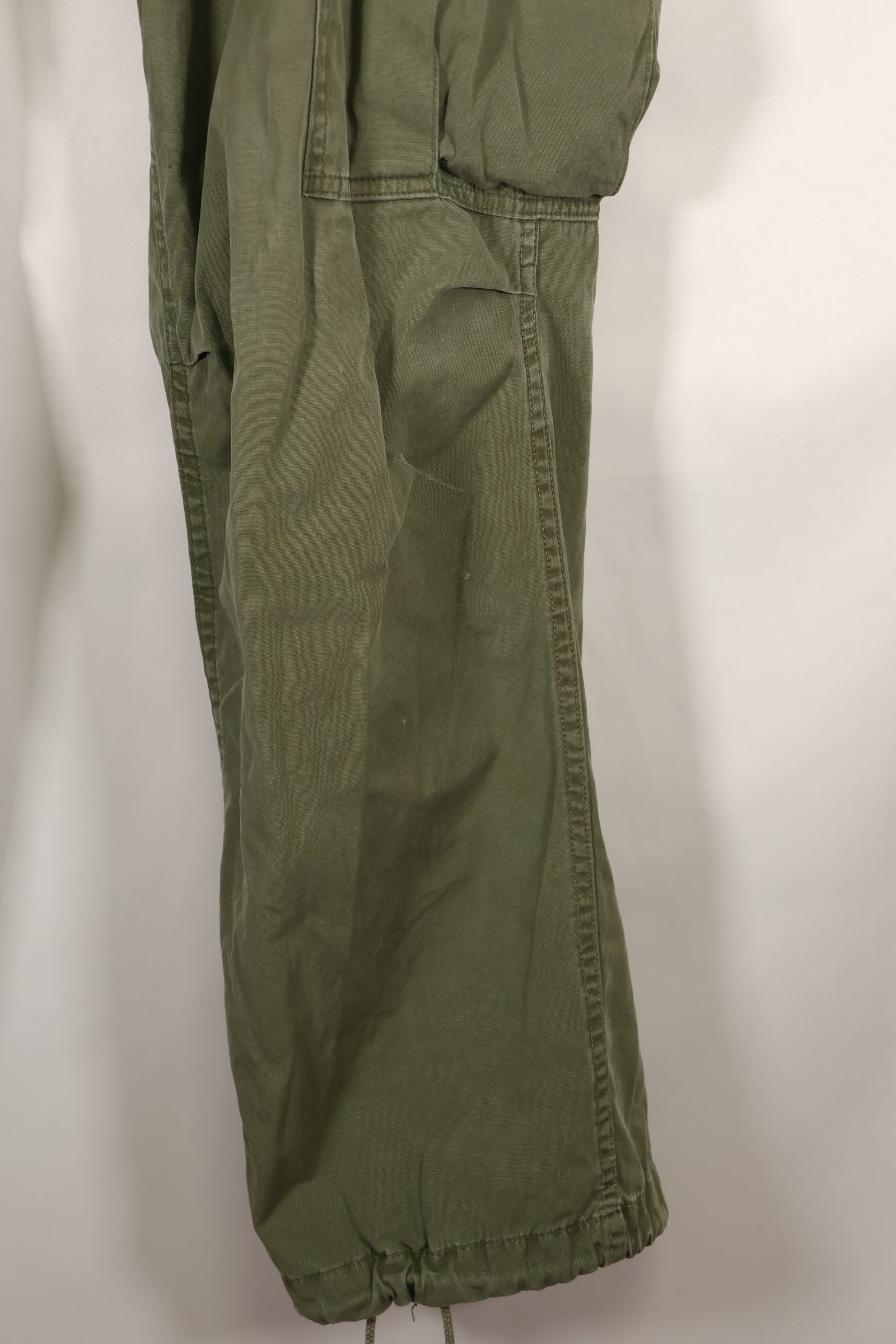 Mid-1960s MEDIUM-SHORT 2nd Model Jungle Fatigue Pants, used.