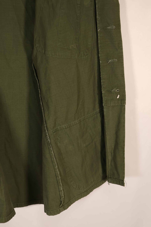 Real 1970 4th Model Jungle Fatigue Jacket M-R with insignia, used.