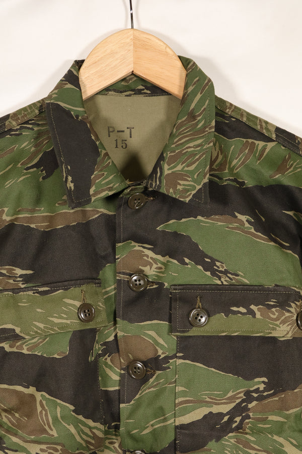 1970s DAJB09 with contract tag Made in Japan Tiger stripe top and bottom set, never used