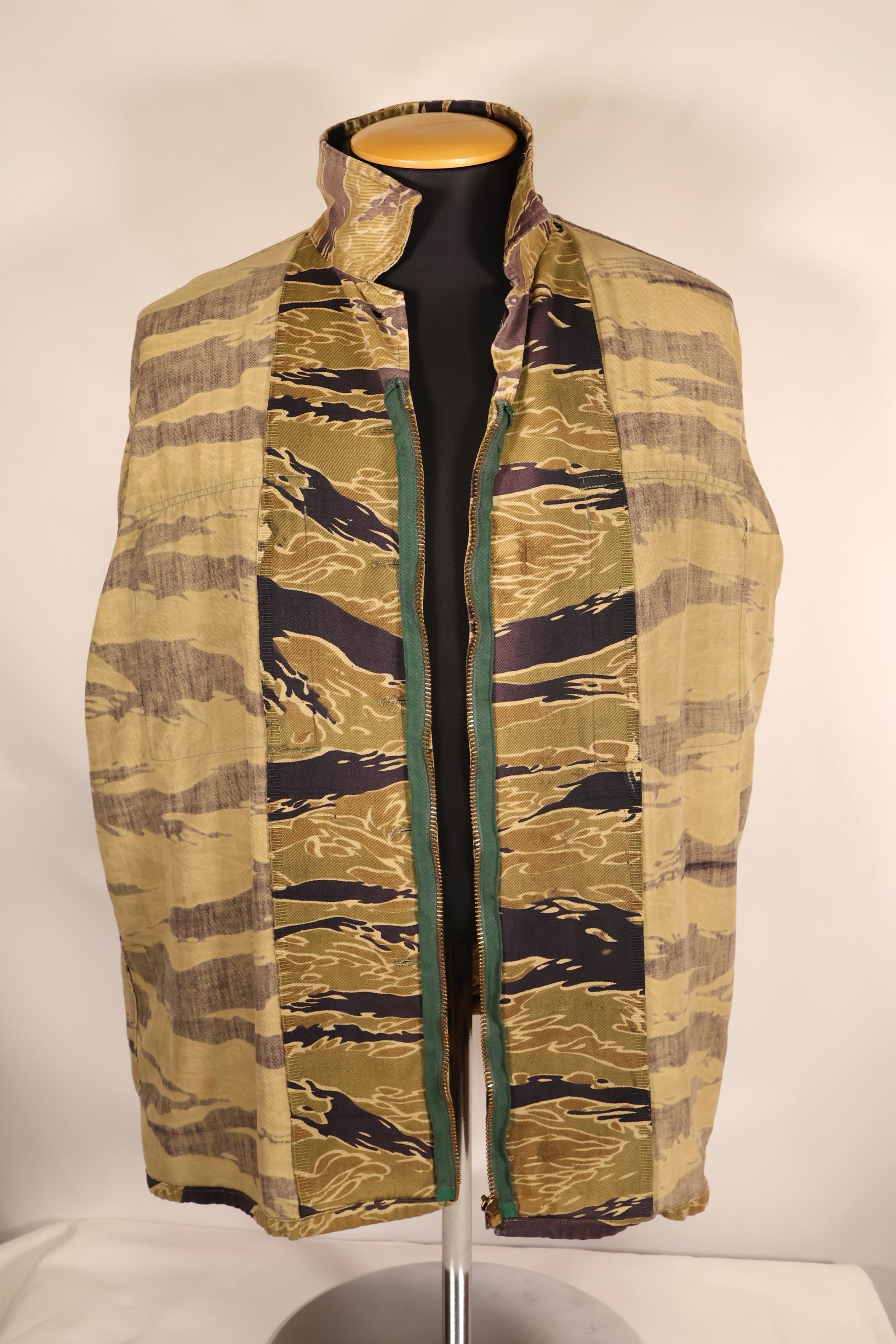 Late 1960s—Worn by a former MIKE FORCE advisor—Gold Tiger US-M shirt with modified zipper