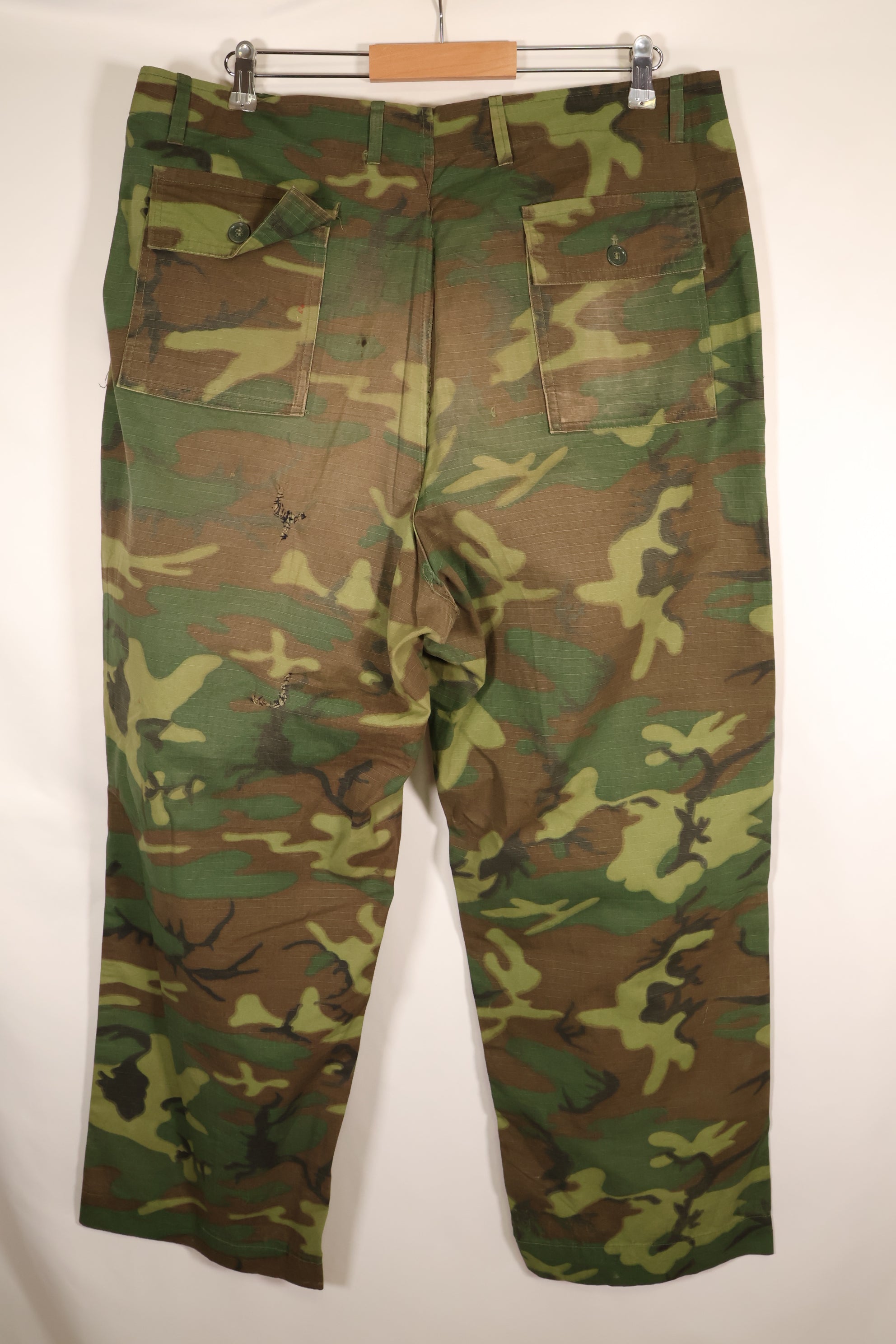 Late 1960s; Estimated size 36–38; ERDL Green Leaf Camo; OG-107 pant cut; utility pants; used