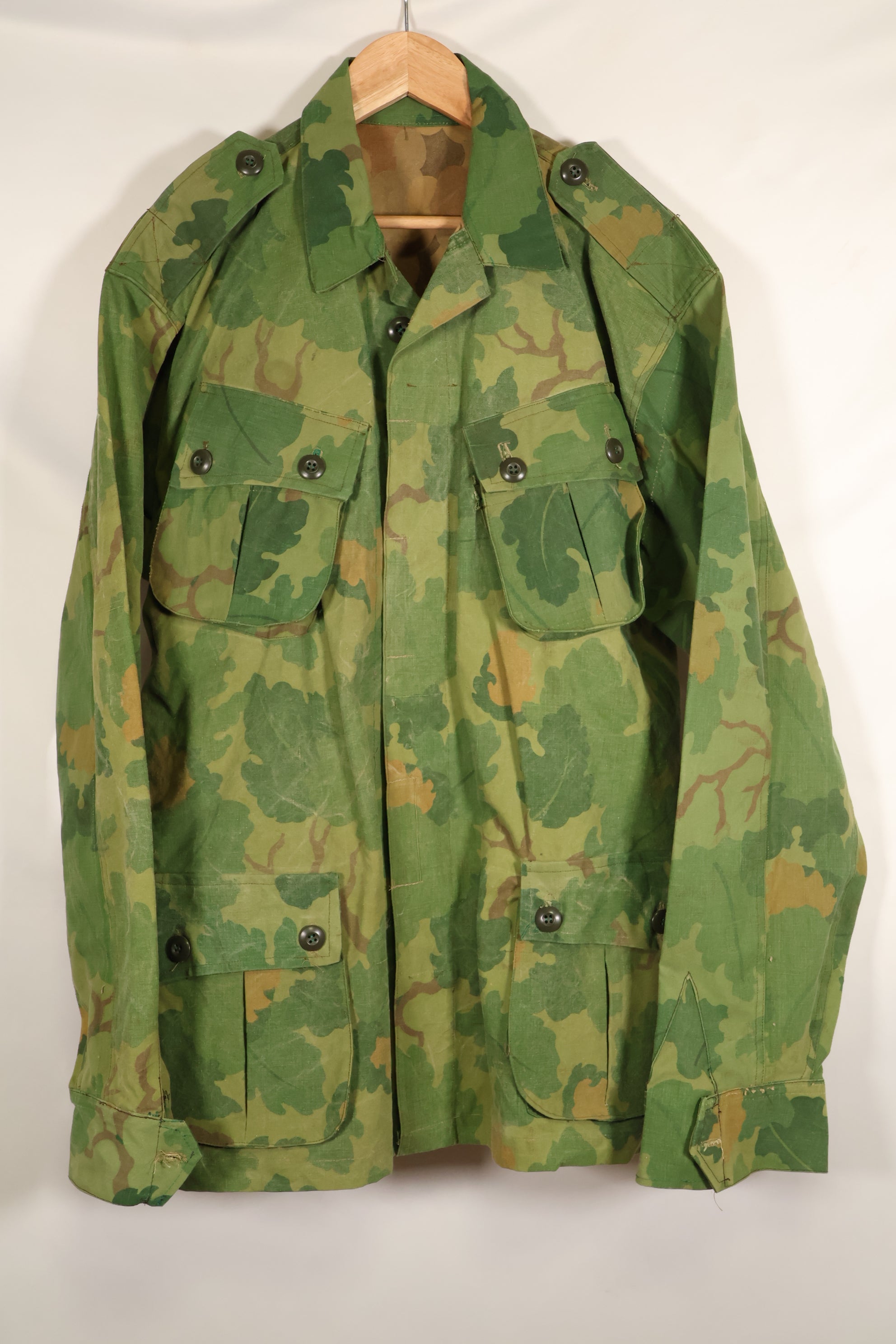 Authentic Fabric: Mitchell Pattern Camouflage, 1st Model Jungle Fatigue Jacket, Tent Fabric, Used
