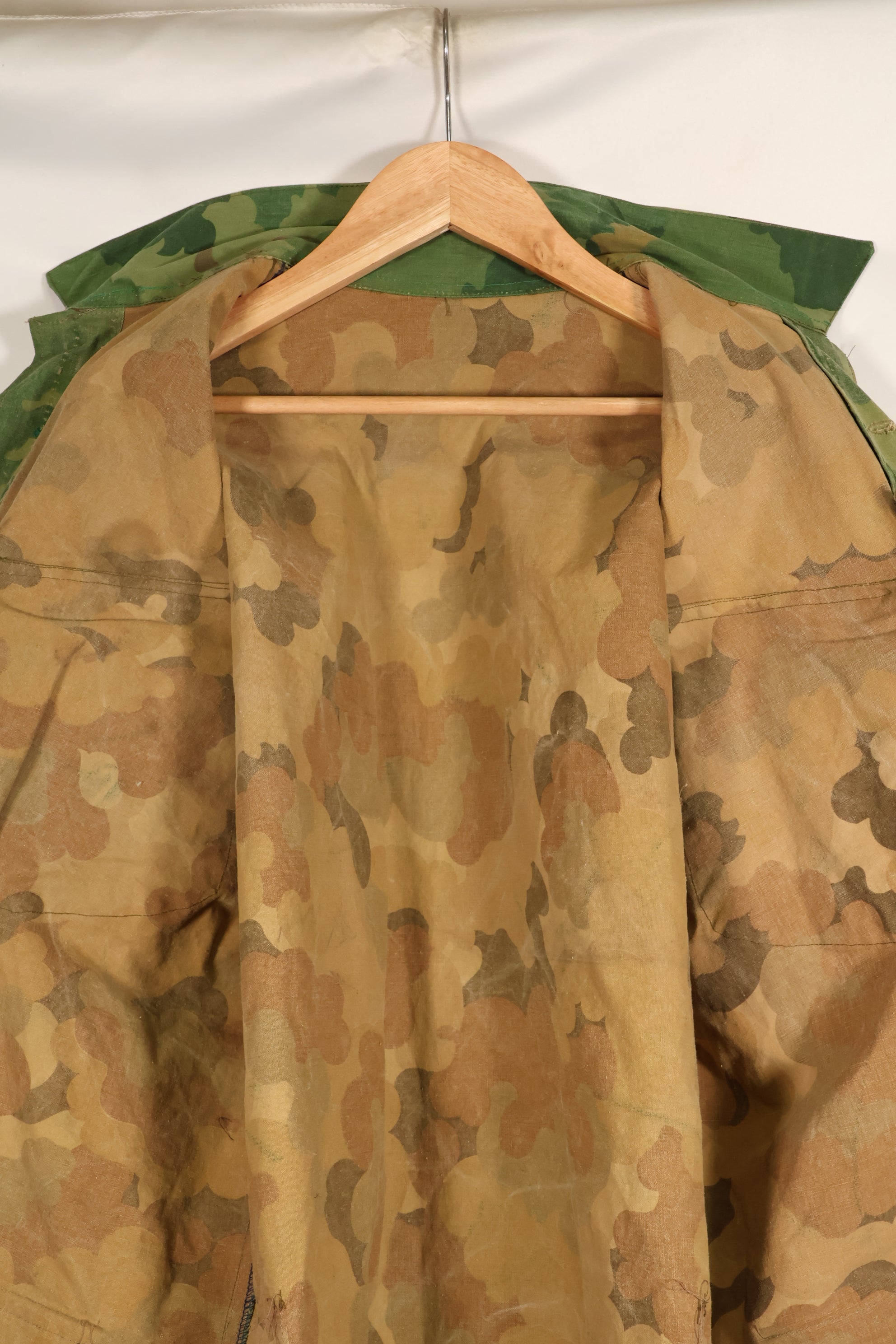 Authentic Fabric: Mitchell Pattern Camouflage, 1st Model Jungle Fatigue Jacket, Tent Fabric, Used