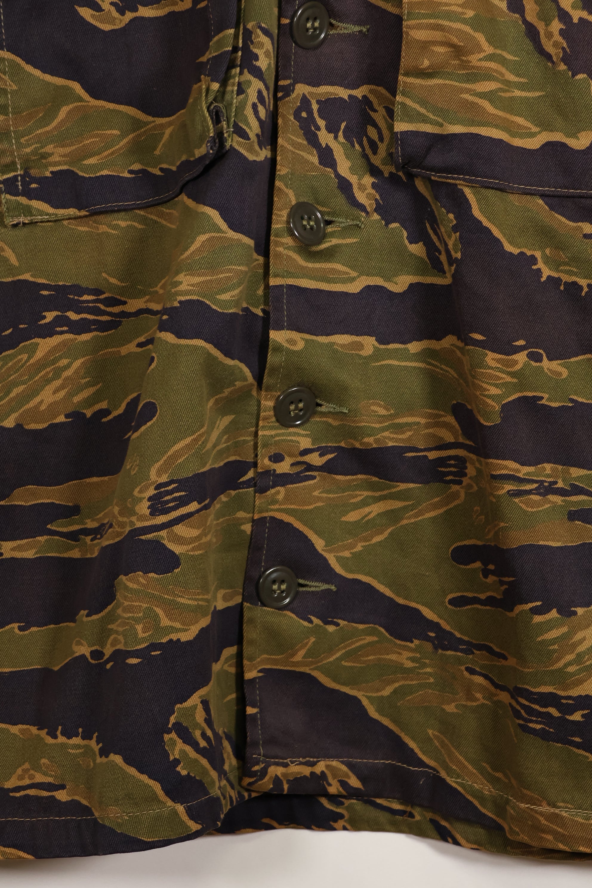 Real A-M Tiger Stripe Shirt Gold Tiger Derivative Pattern in good condition