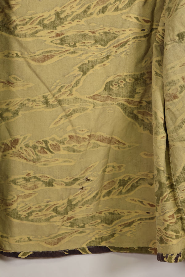 Real Late War Pattern US Size Tiger Stripe Shirt with Pocket Modification Used