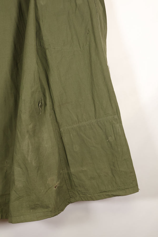 Circa 1965  S-L  2nd Model Jungle Fatigue Jacket  Stains and scuffs  Used