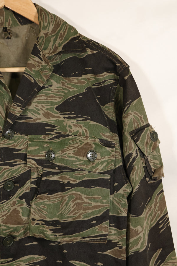 実物　USカット　シルバータイガーストライプ　シャツ　推定US-M　状態良い　背面ステンシルあり