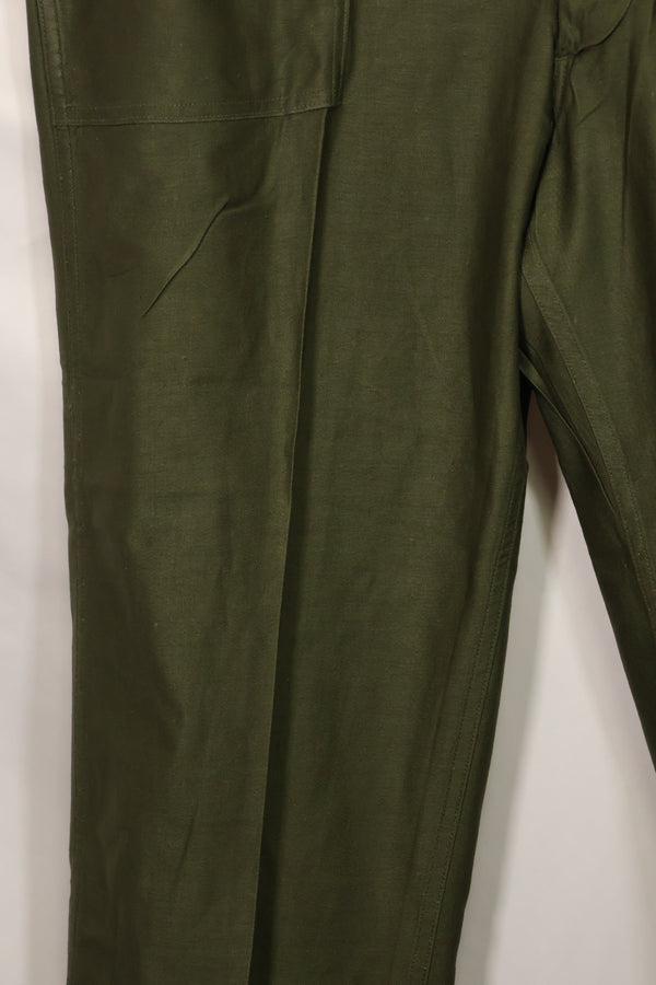 1960's Deadstock OG-107 Utility Pants Baker Pants 42 x 31 Never used