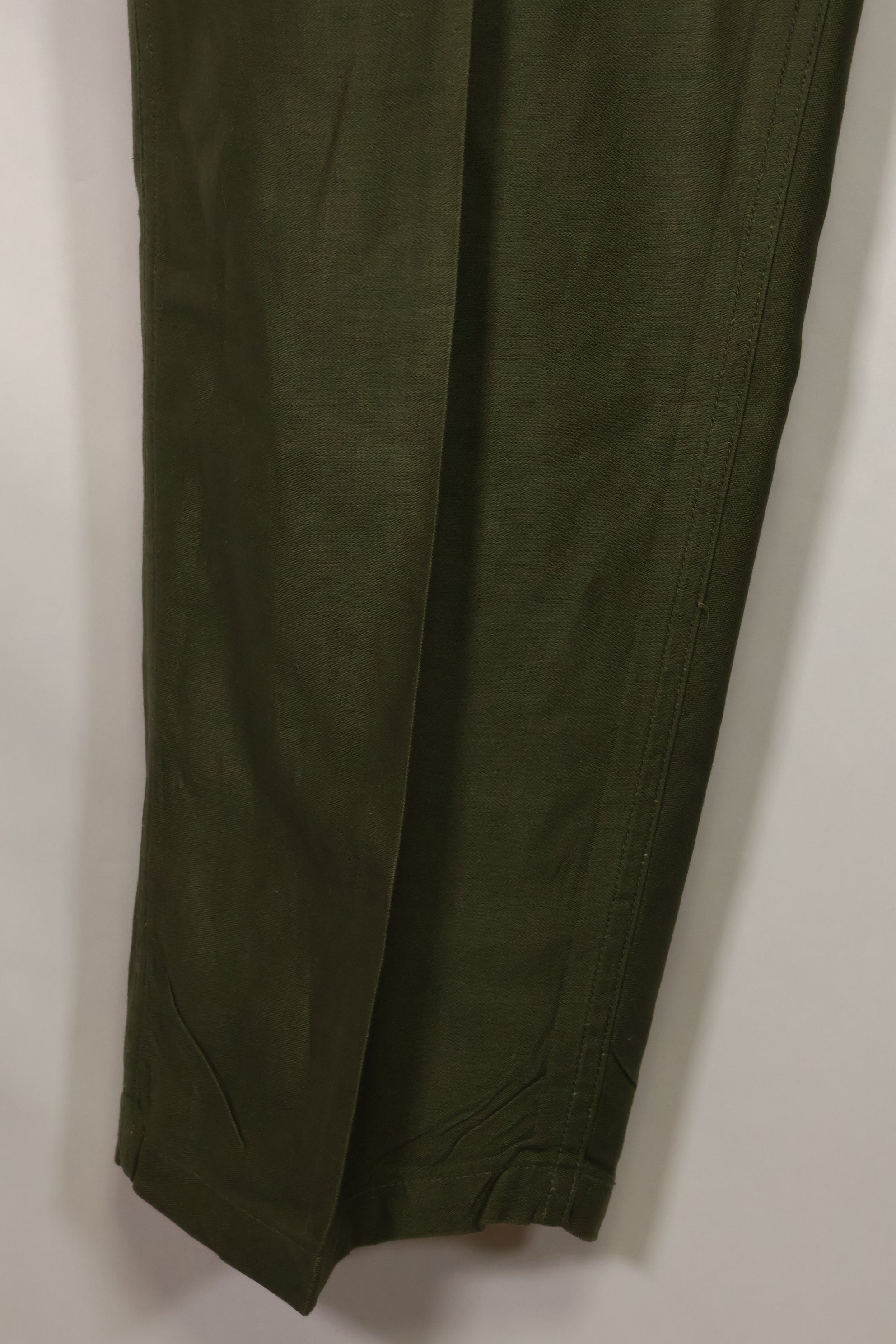 1960's Deadstock OG-107 Utility Pants Baker Pants 42 x 31 Never used