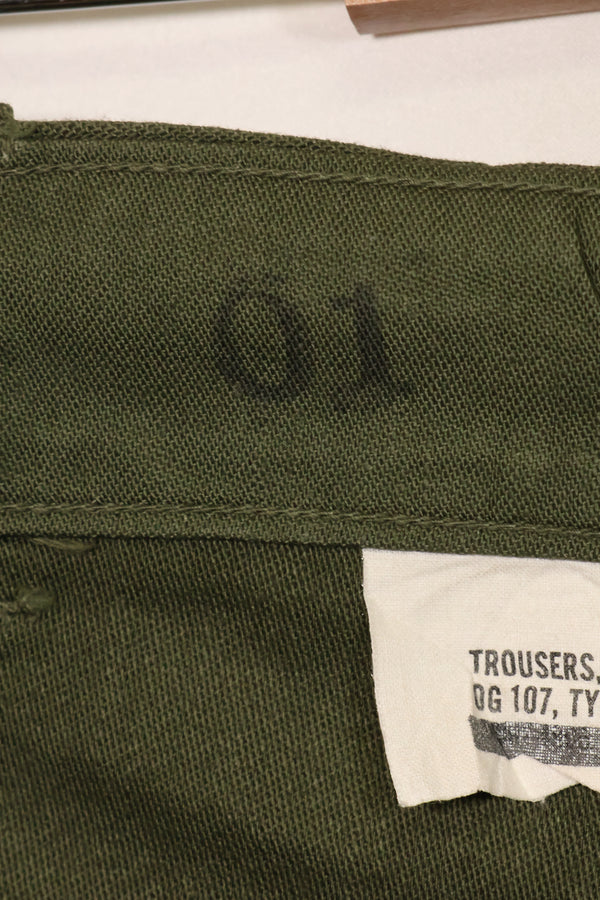 1960's Deadstock OG-107 Utility Pants Baker Pants 42 x 31 Never used