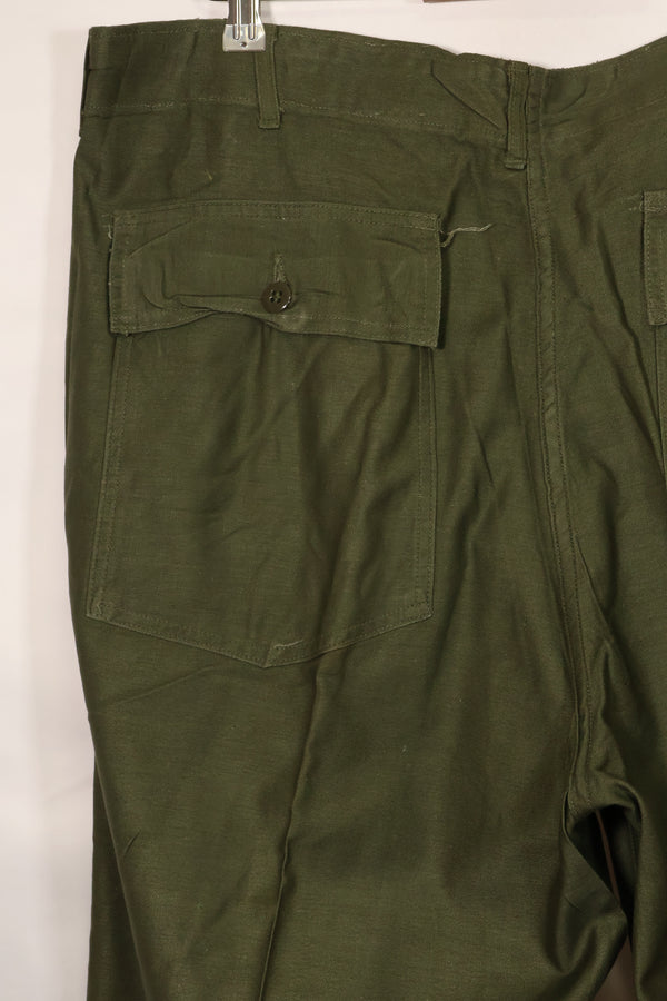 1960's Deadstock OG-107 Utility Pants Baker Pants 42 x 31 Never used