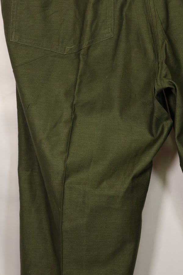 1960's Deadstock OG-107 Utility Pants Baker Pants 42 x 31 Never used