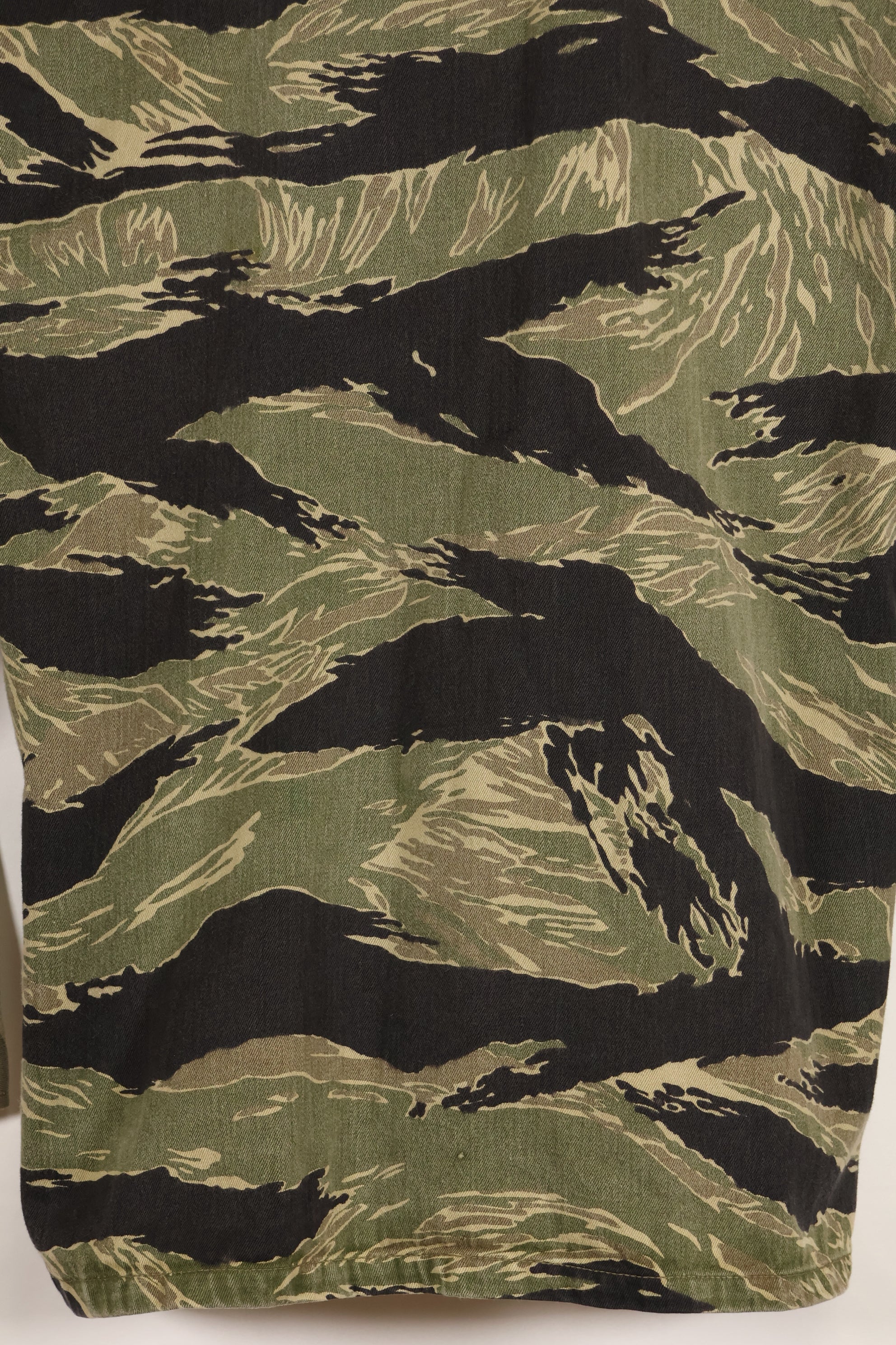 1960s A-M Okinawa Tiger Tiger Stripe Shirt Asian Cut in good used condition