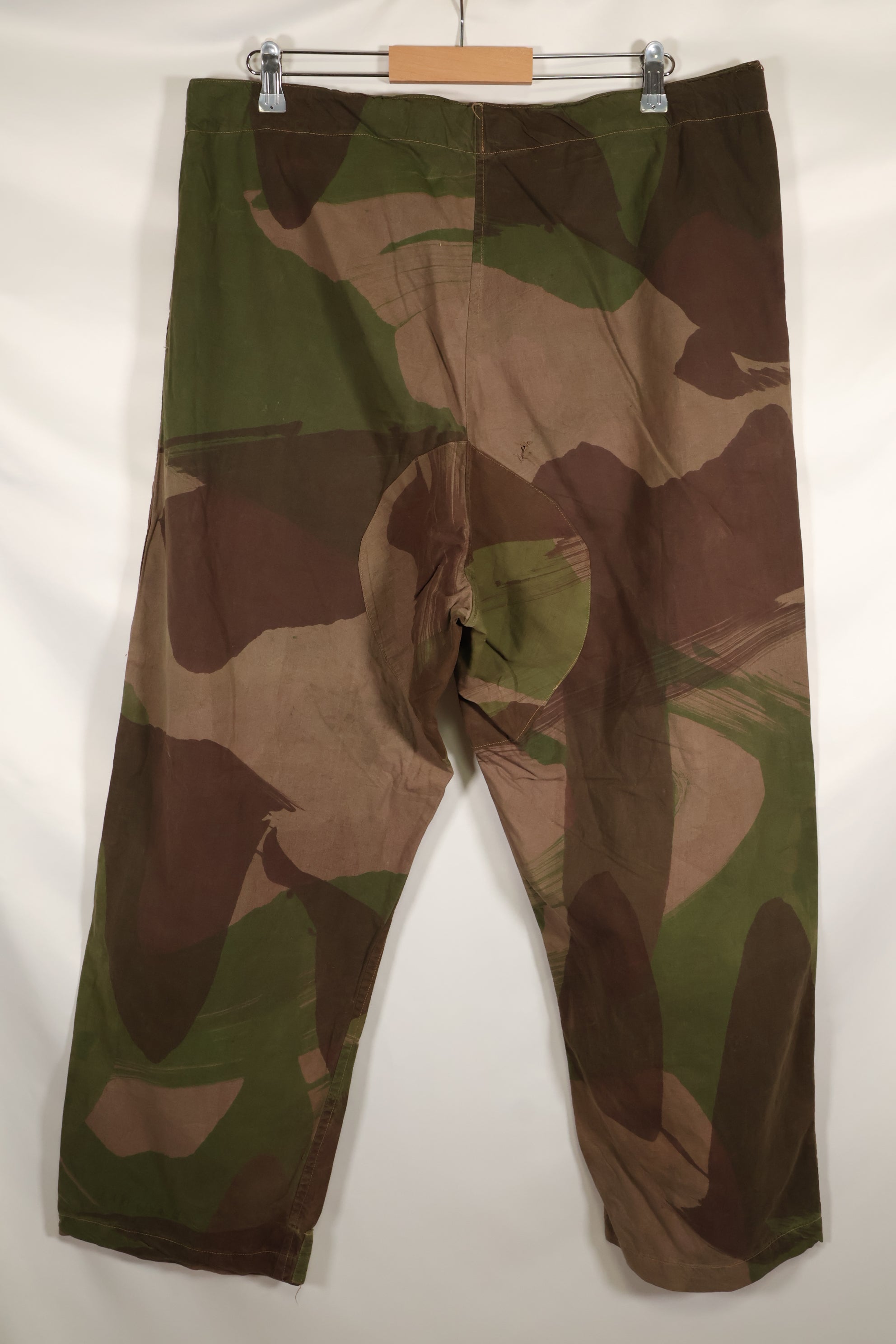 Real British Army SAS Trousers WINDPROOF Camouflage Pants Size No. Unknown Large Used