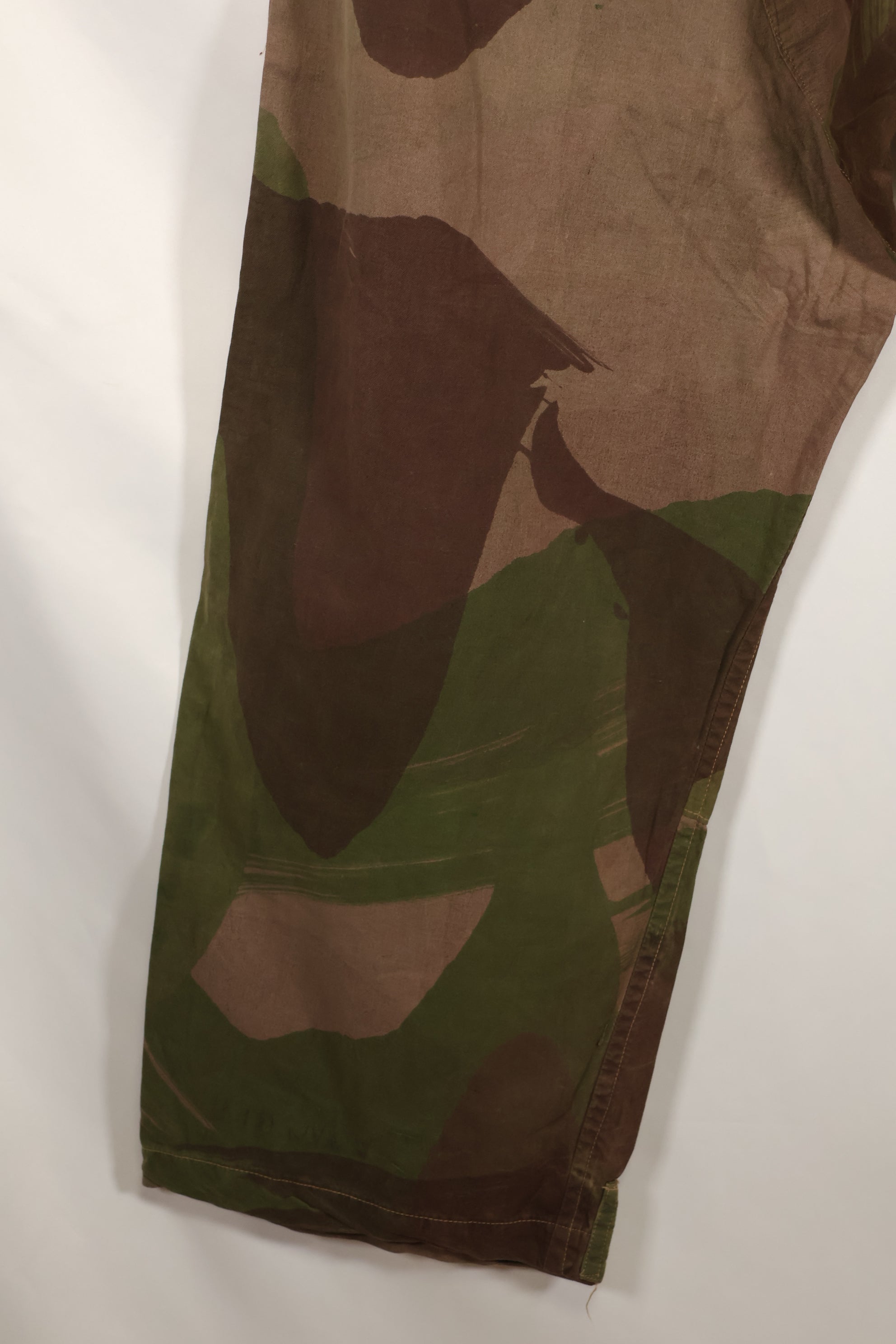 Real British Army SAS Trousers WINDPROOF Camouflage Pants Size No. Unknown Large Used