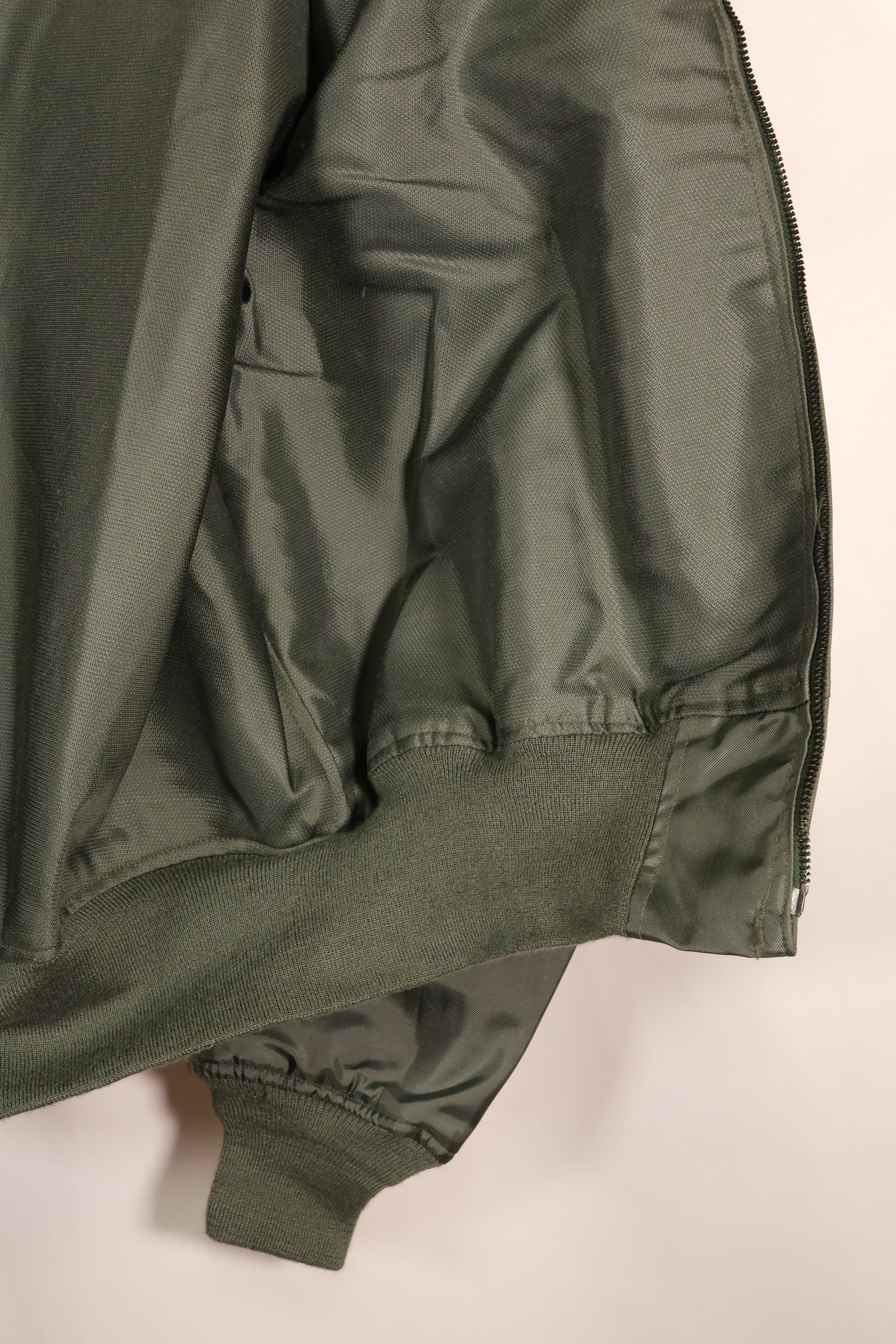 1995 Contract, LARGE (42-44), U.S. Military, CWU-36P, Flight Jacket, Light Zone, Used