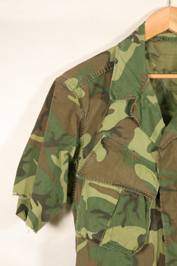 Estimated circa 1966–67; Estimated S-R; Early print; ERDL leaf camouflage; No rip; Fatigue jacket; Short sleeves; Used