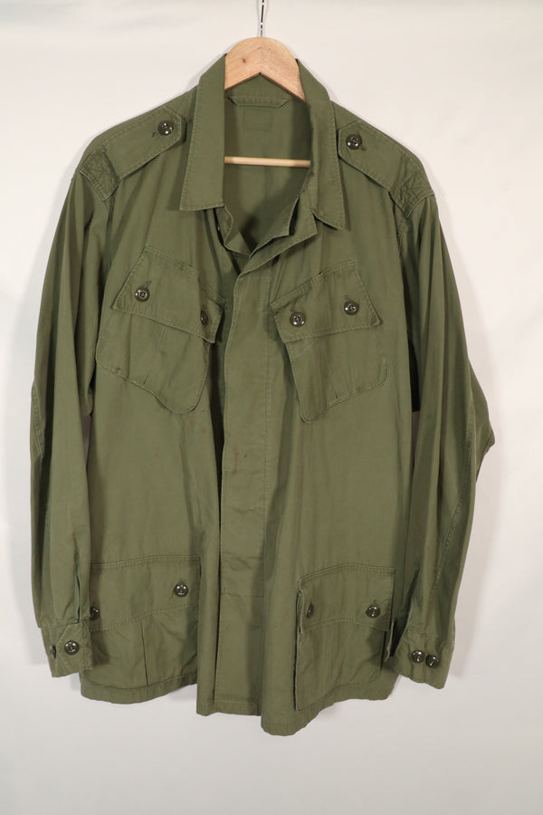 Real 1st Model Jungle Fatigue Jacket, repaired, Big size, used.