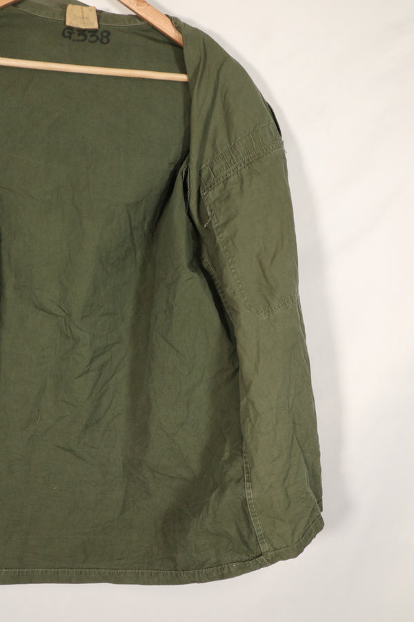 Real U.S. Army OG-107 PX utility shirt made by Poplin, used, patch retrofitted.