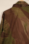 Real 1961 ARVN Windproof camouflage shirt, light fabric, missing buttons, rare.