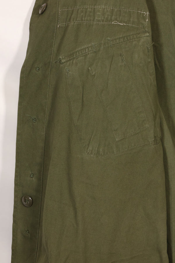 Circa 1965 M-R 2nd Model Jungle Fatigue Jacket, first attached, with patches, famous division, used.