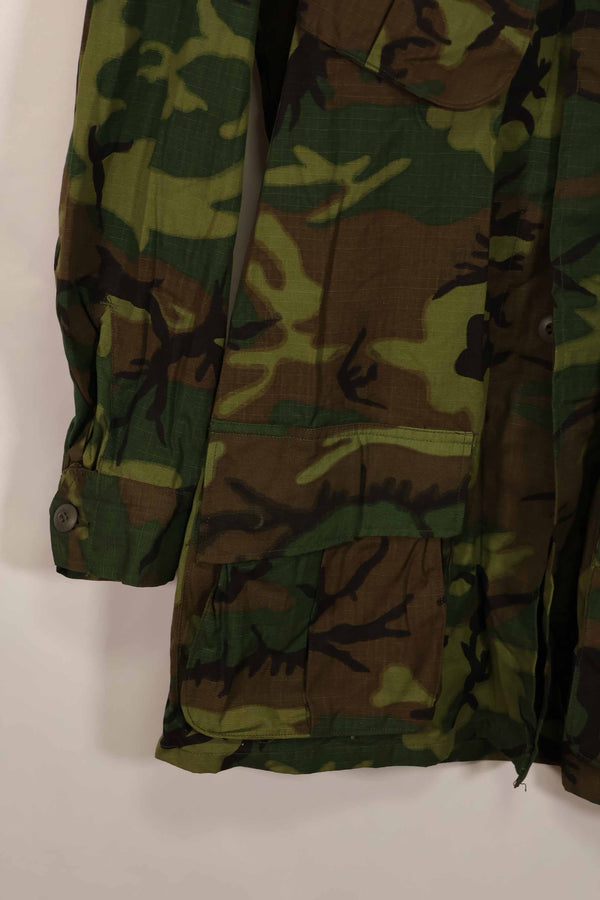 Real 1968 ERDL Camouflage Jungle Fatigue Jacket M-L Deadstock