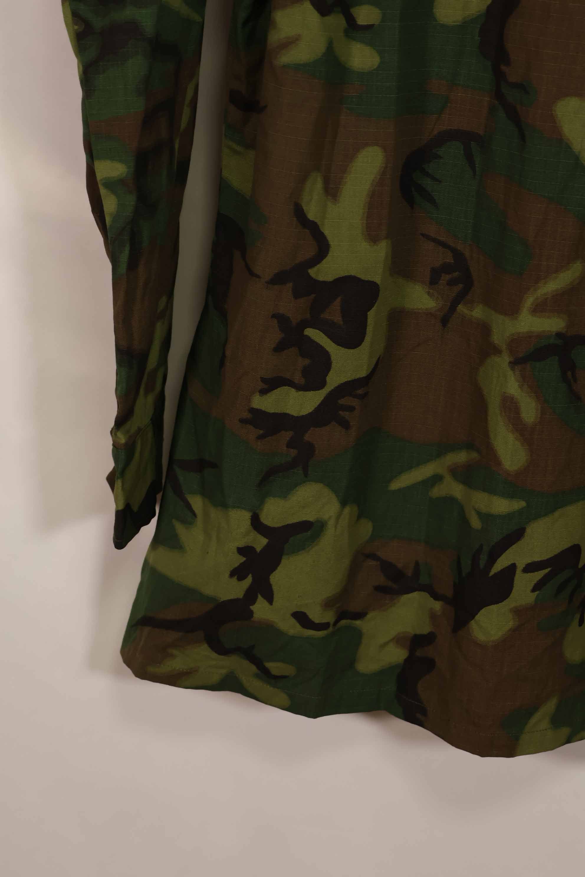 Real 1968 ERDL Camouflage Jungle Fatigue Jacket M-L Deadstock