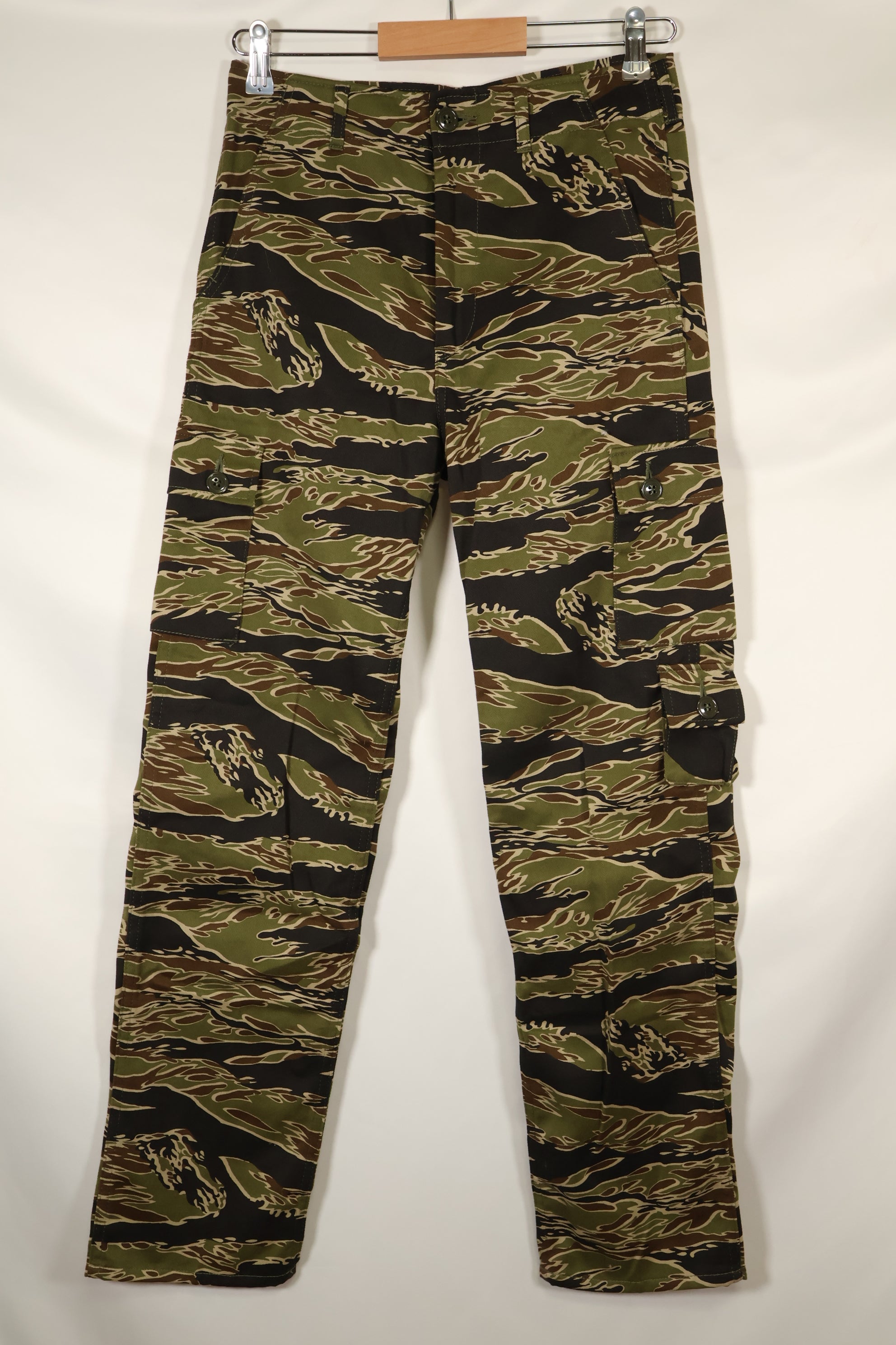 2024 US-XS MILITARIA 1911 Early Gold Tiger US Cut Pants Sample Used