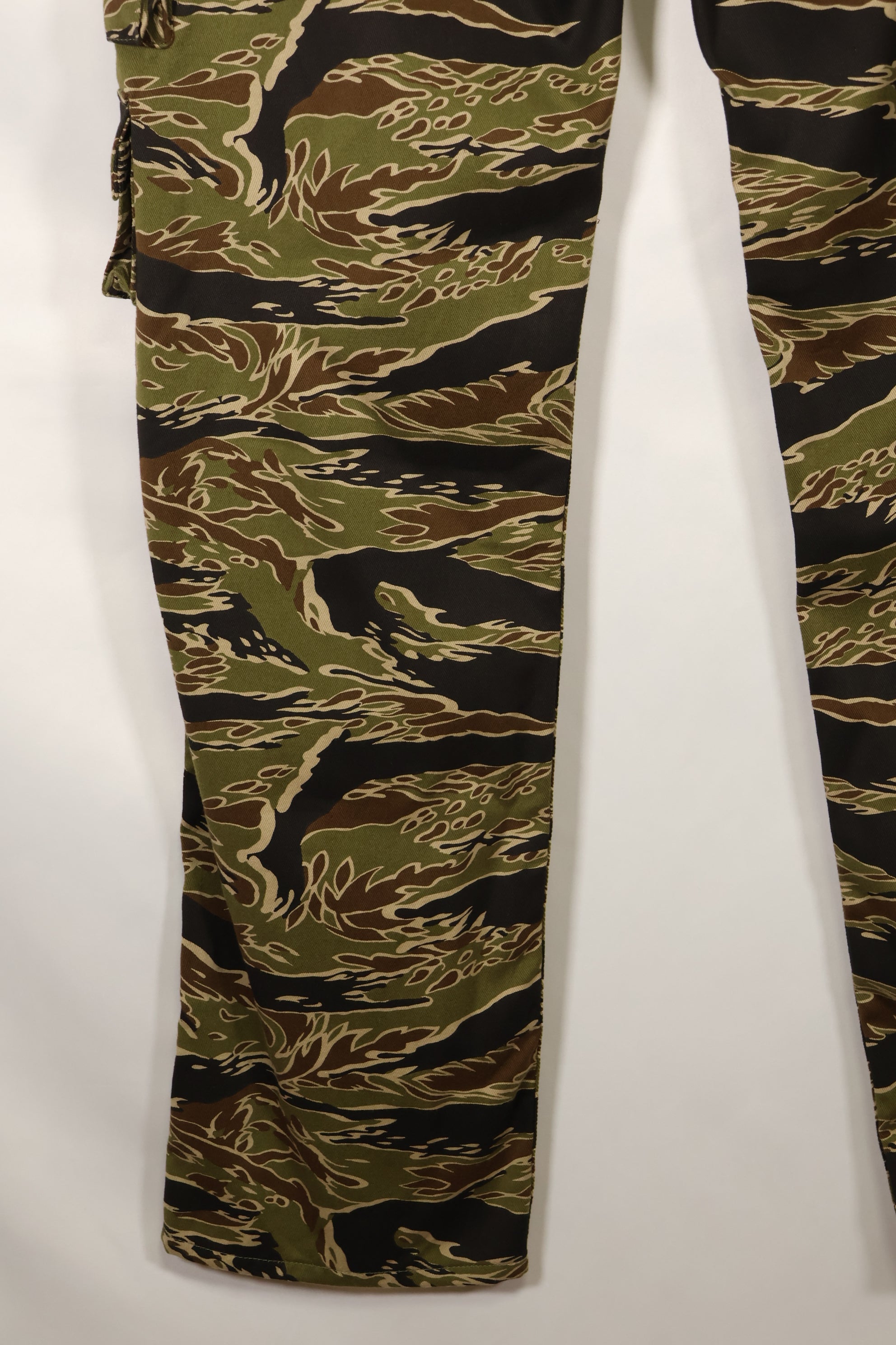 2024 US-L MILITARIA 1911 Early Gold Tiger US Cut Pants Sample Used